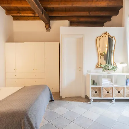 Up On The Roof By Rent Apartman Como