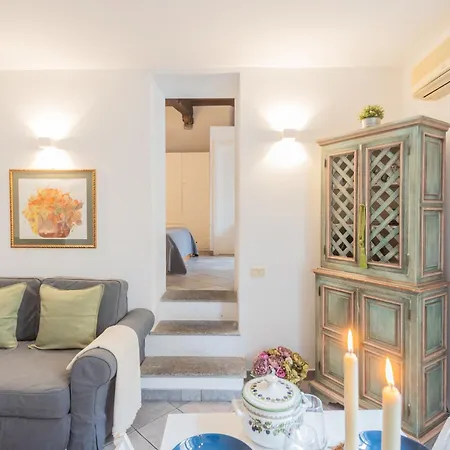 Apartman Up On The Roof By Rent Como